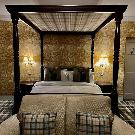ไฮแลนด์ แบร์ ลอดจ์ แอนด์ ลักชัวรี แบร์ ฮัท Bed & Breakfast ดรัมนาดรอคิท ภายนอก รูปภาพ